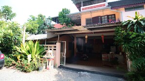 Unclassified image, 3 of 17, button - Hug Chang House (Chiang Mai)
