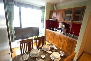 Apartment, 2 Schlafzimmer | Hochwertige Bettwaren, Zimmersafe, Schreibtisch, schallisolierte Zimmer