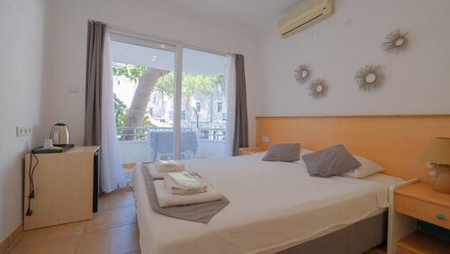 Mimosa Pension