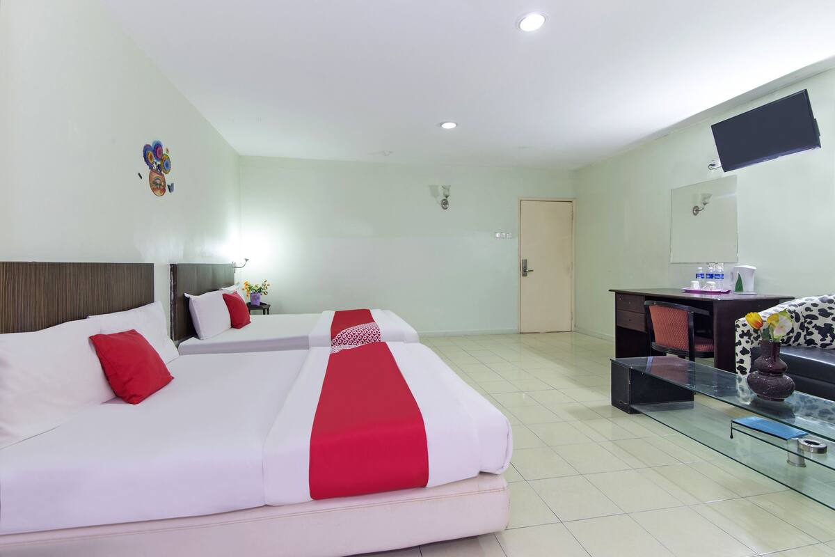 Suíte família | Ferros/tábuas de passar roupa, Wi-Fi de cortesia, roupa de cama