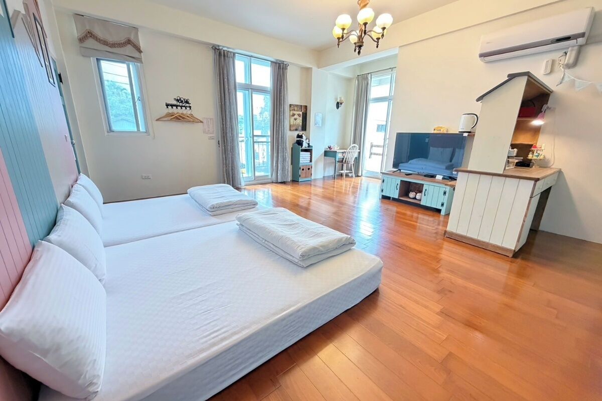 Ropa de cama de alta calidad, cubrecamas y sistema de insonorización 
