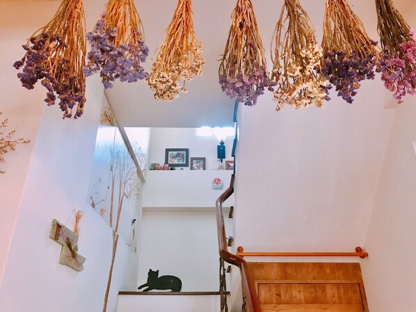 Interior detail - Village Villa B&B (Zhuqi)