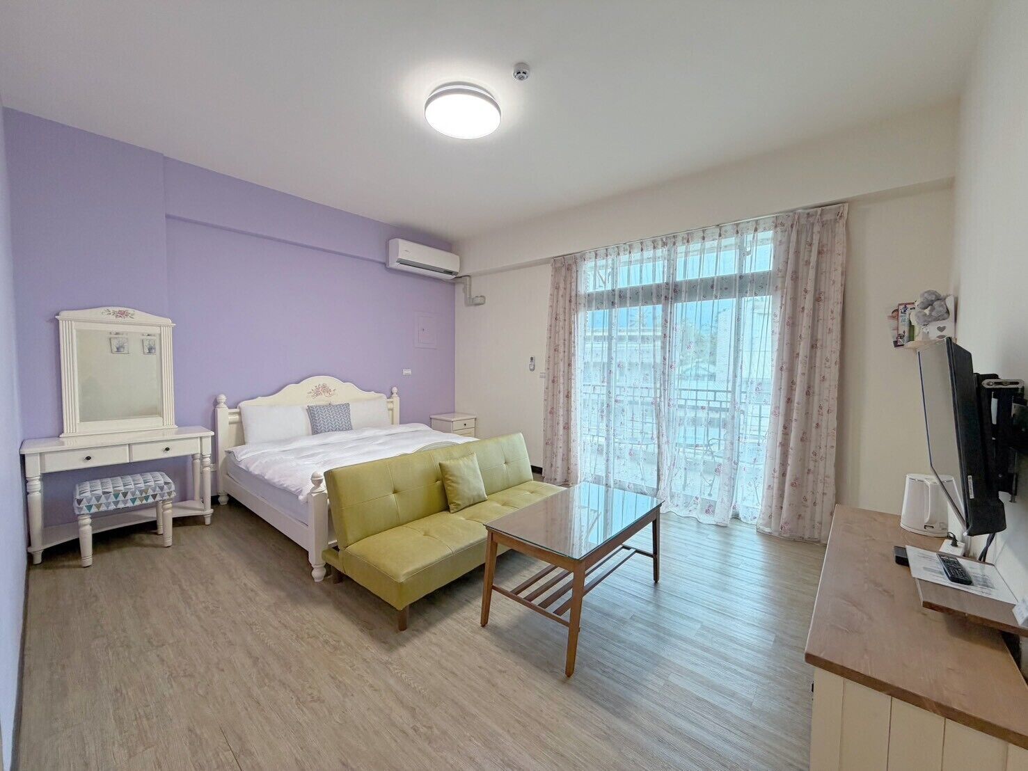 Basic Double Room (B301) | Premium bedding, down comforters, soundproofing, rollaway beds