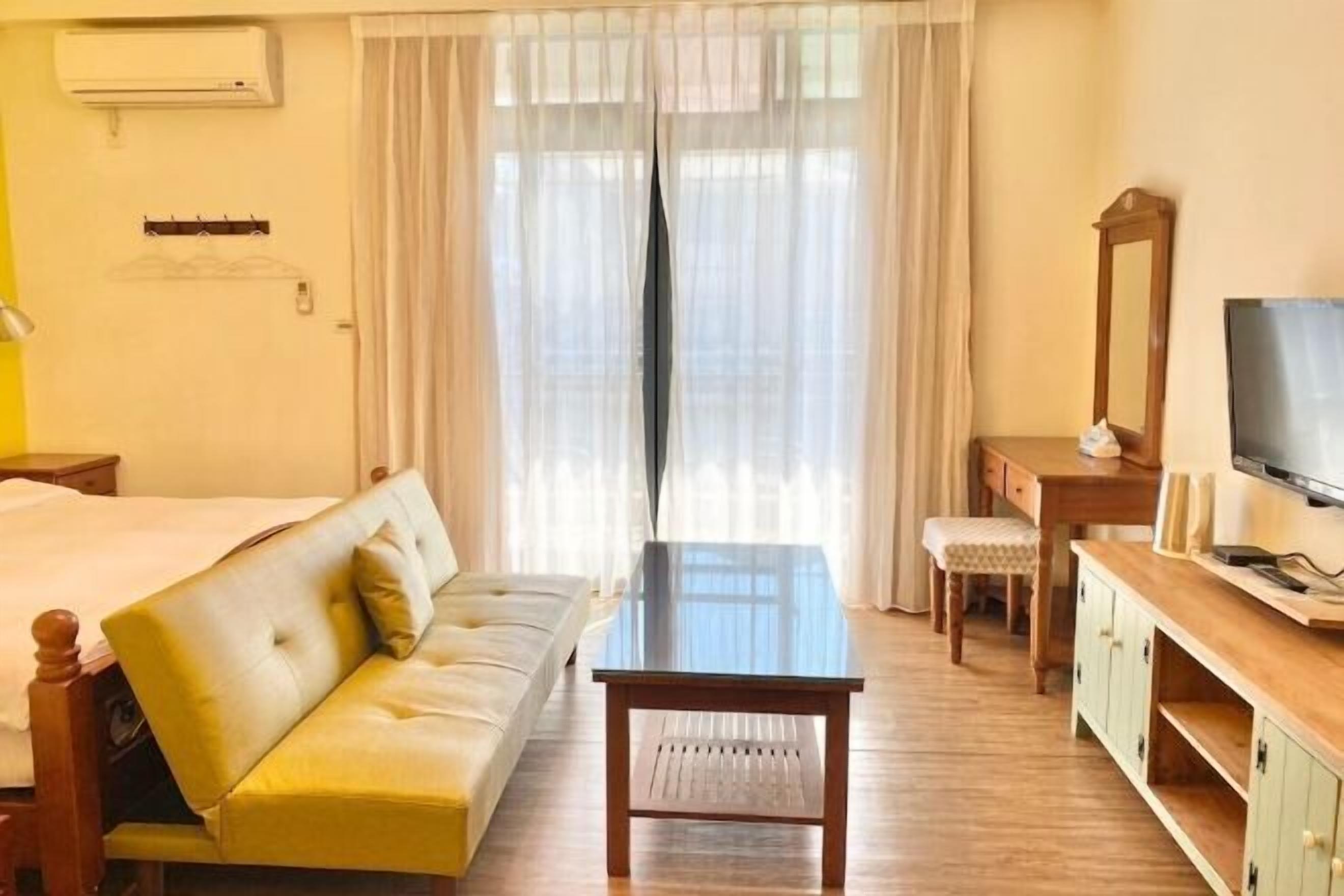 Premium bedding, down comforters, soundproofing, rollaway beds