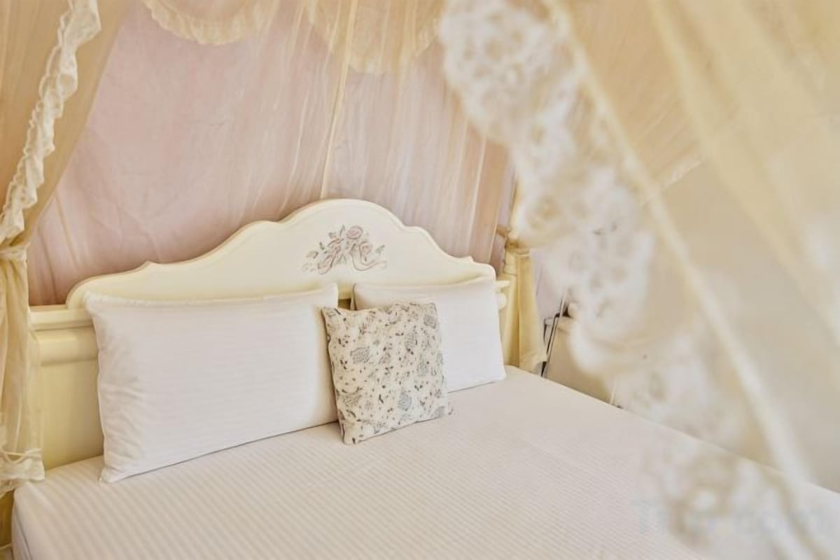 Premium bedding, down comforters, soundproofing