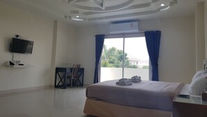 7-Bedroom Villa  | 7 habitaciones, cortinas blackout y wifi gratis 