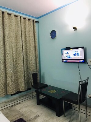 Flat-screen TV - Grand Divine (Noida)