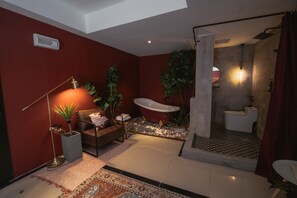 Bathroom - Very Hotel (George Town)