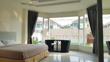 7-Bedroom Villa | 7 bedrooms, blackout drapes, free WiFi