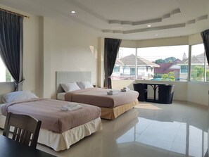 7-Bedroom Villa  | 7 ห้องนอน, ผ้าม่านกันแสง, Wi-Fi ฟรี