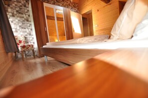 Hypo-allergenic bedding, blackout curtains, soundproofing - Kärnten Appartements (Velden am Wörther See)
