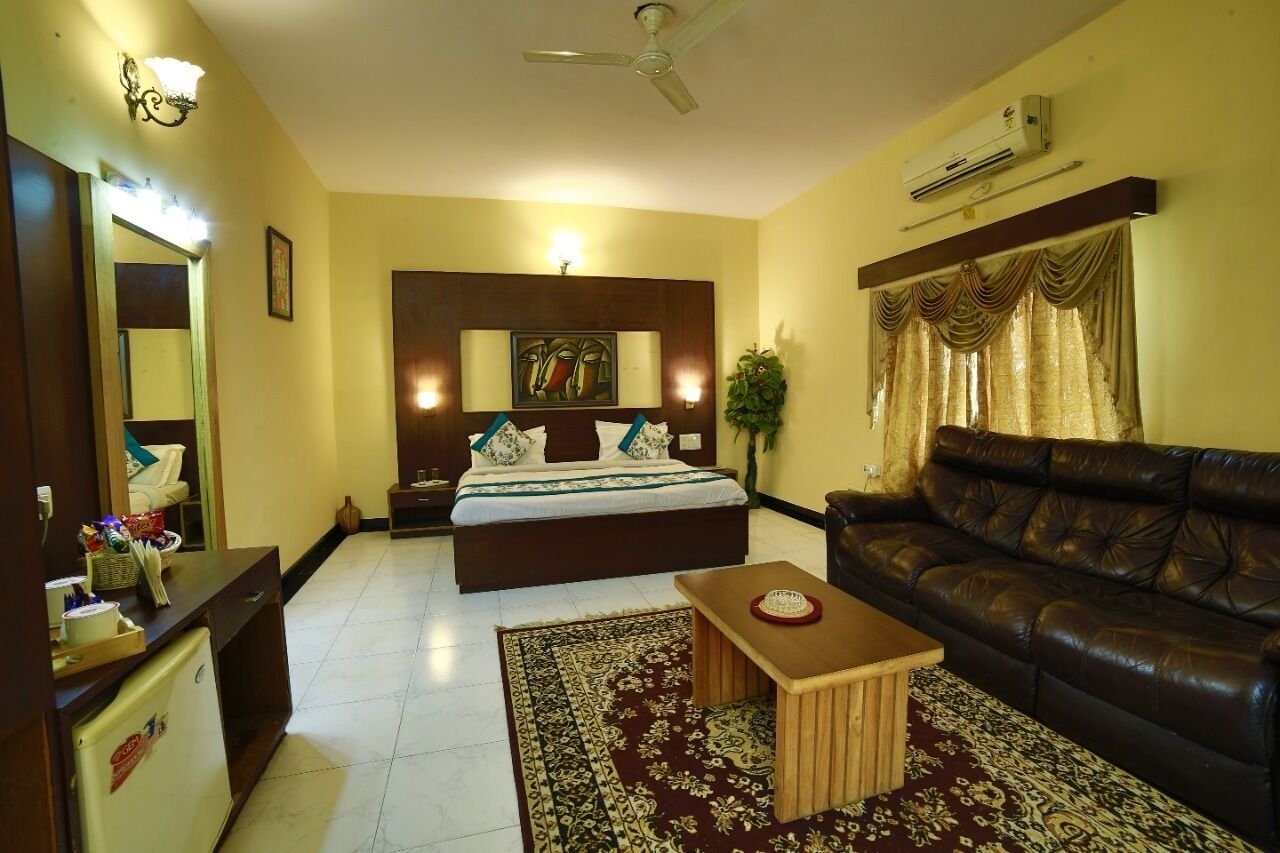 Kamar Superior | Meja kerja, ruang kerja ramah laptop, dan Internet kabel gratis