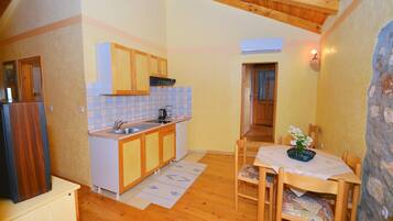 Escritorio, cunas y wifi gratis