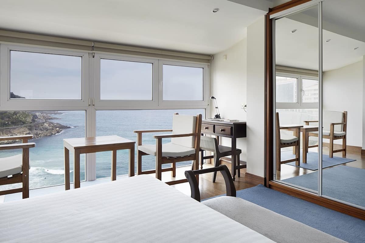 double room, sea view | 1 bedroom, minibar, in-room safe, iron/ironing board