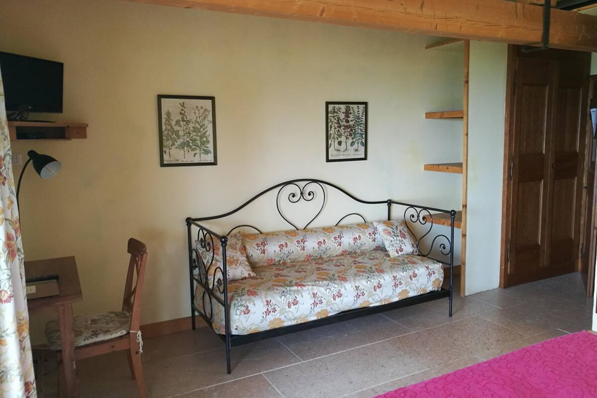 superior double room, balcony | in-room safe, desk, cots/infant beds, free wifi