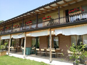 Outdoor dining - Costa degli Ulivi (Fumane)