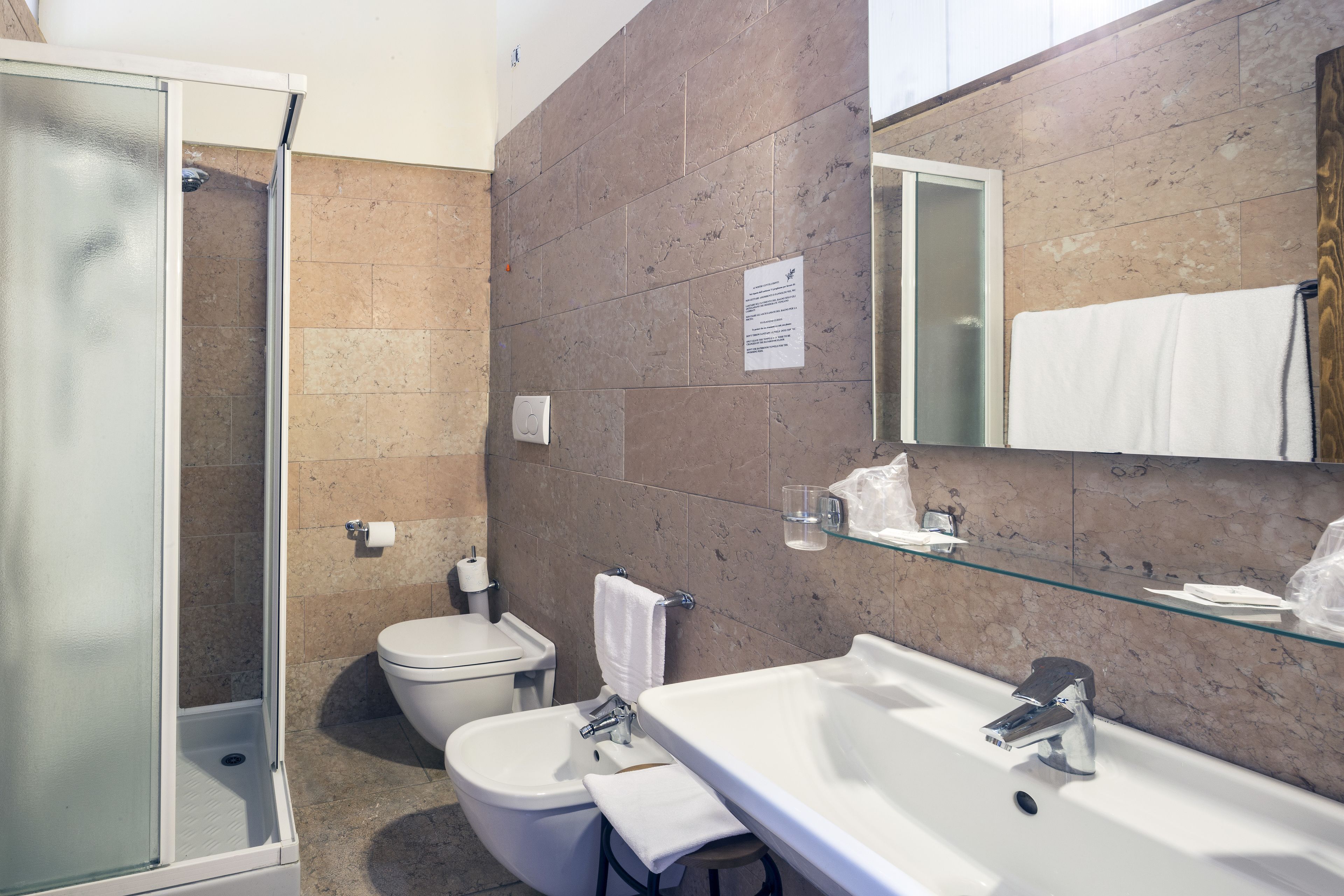 superior double room, balcony | bathroom | shower, free toiletries, bidet, towels