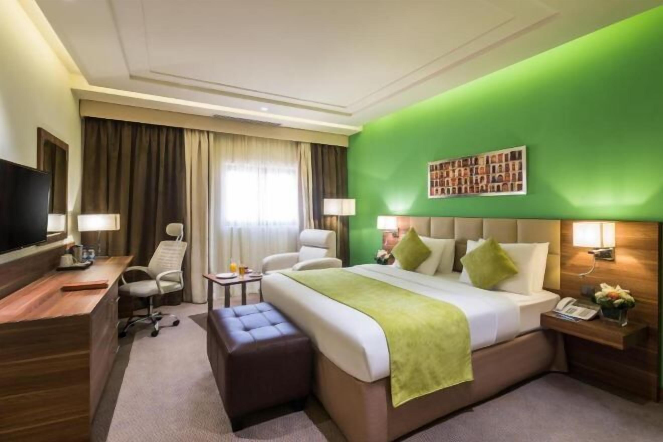 1 habitación, minibar, caja de seguridad en la habitación y escritorio 