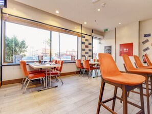 Restaurant - Mena Hotel Tabuk (Tabuk)
