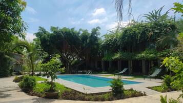 Fachada de la propiedad