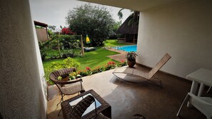 Studio dành cho gia đình, quang cảnh hồ bơi | Quang cảnh từ phòng