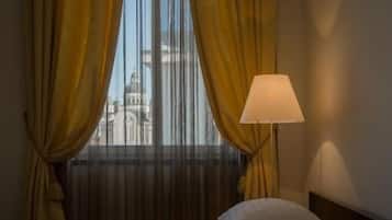 1 bedroom, minibar, in-room safe, desk