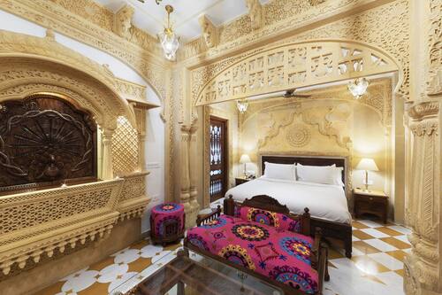 Suite | 1 bedroom, minibar, in-room safe, desk
