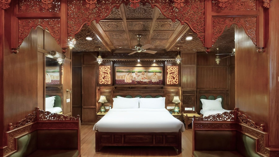 Pearl Palace Heritage