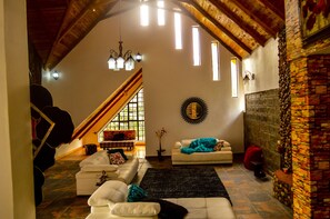 Loft, 3 kamar tidur | Lounge eksekutif