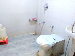 Douche, articles de toilette gratuits