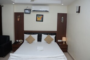 Deluxe Room, 1 Double Bed