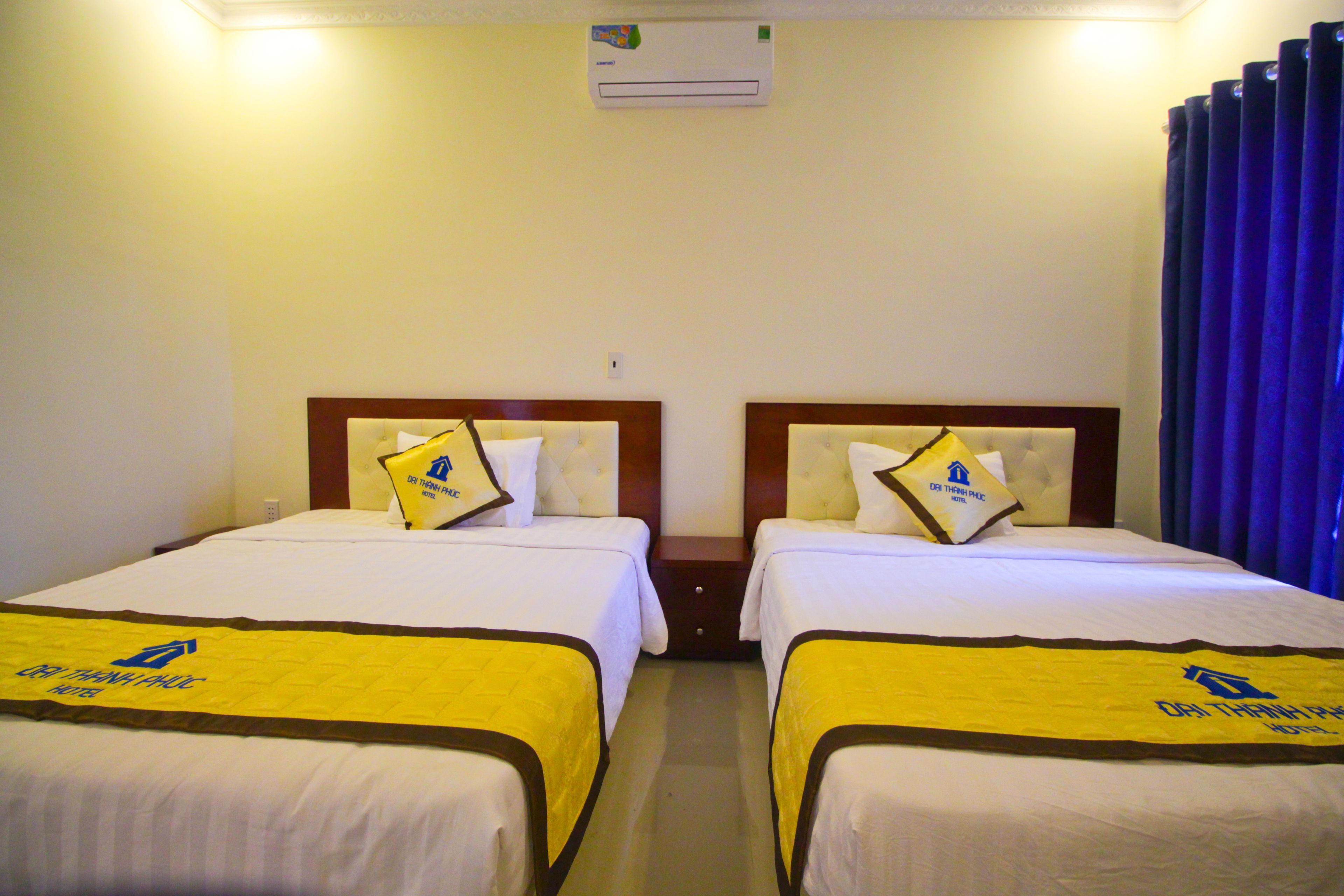 vip 2 | 1 bedroom, minibar, desk, soundproofing