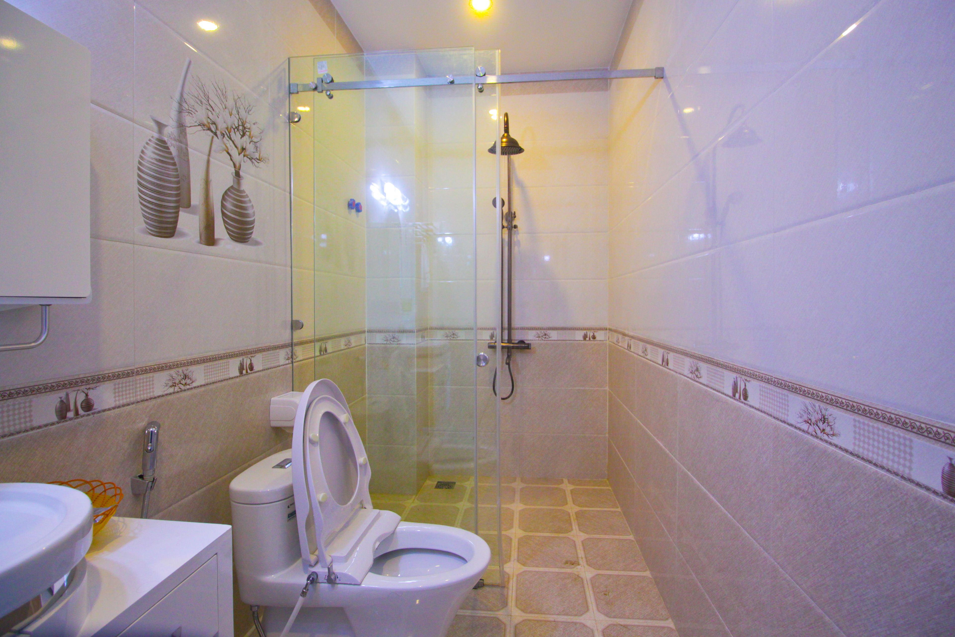 vip 1 | bathroom | shower, rainfall showerhead, free toiletries, hair dryer