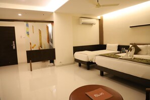 Een kluis op de kamer, een bureau, extra bedden (toeslag)