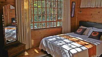 Classic-Baumhaus, 2 Schlafzimmer, Bergblick, Bergseite