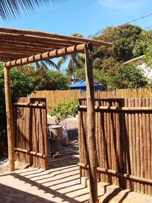 Exterior - Casa da Tetê (Fernando de Noronha)