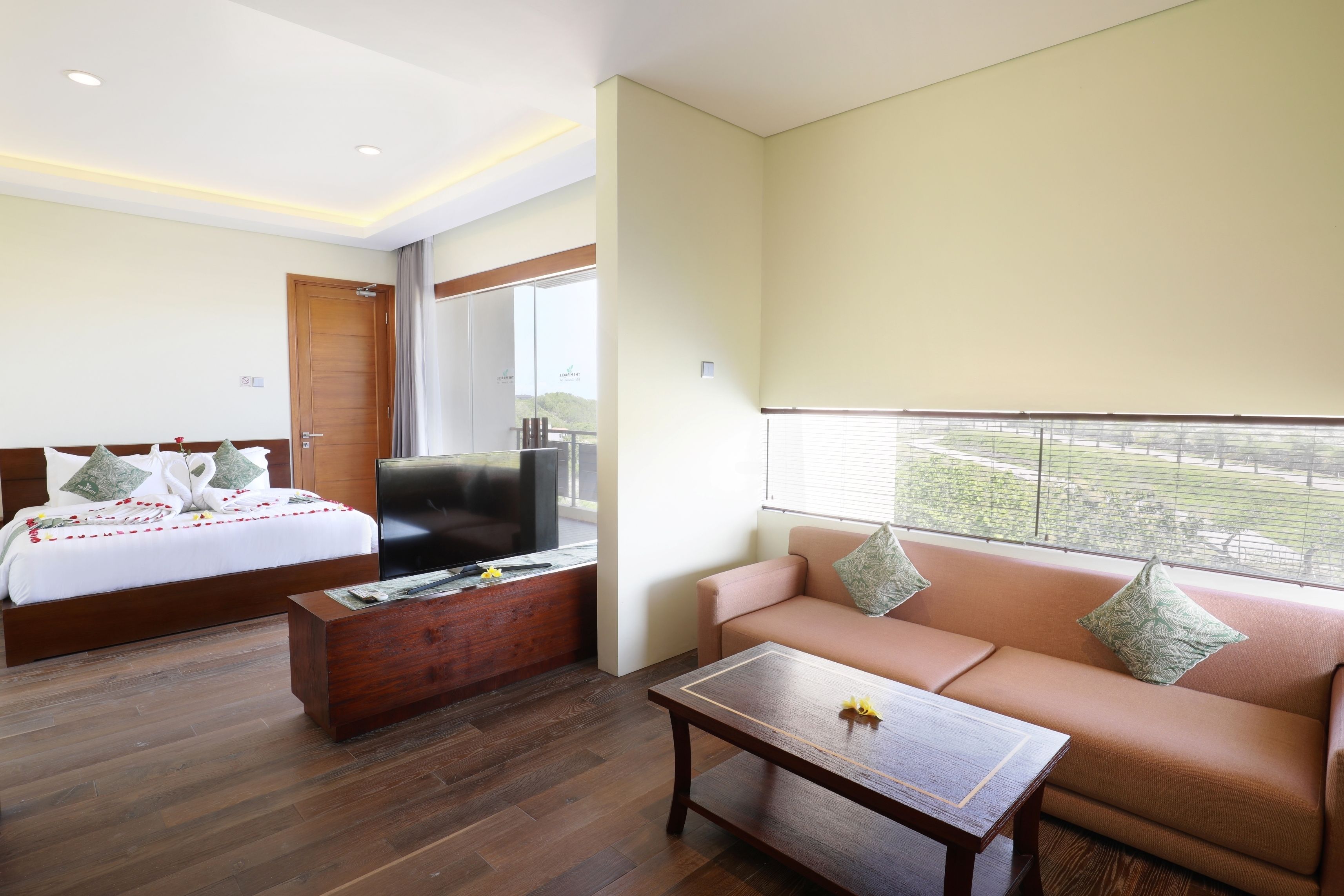 villa 3 bedrooms, private pool, fast wifi | view from room