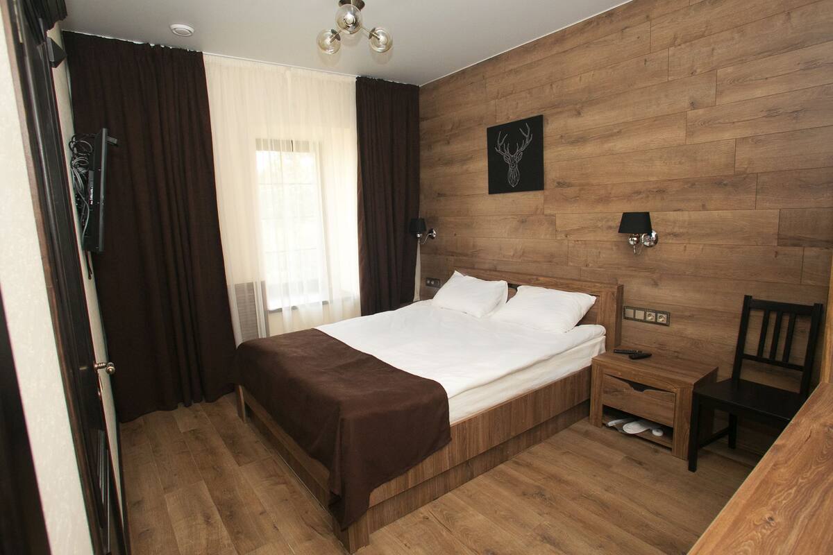 Suite, 1 Bedroom | Premium bedding, minibar, in-room safe, desk