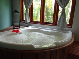 Suite Studio com Hidro | Bañera de hidromasaje privada