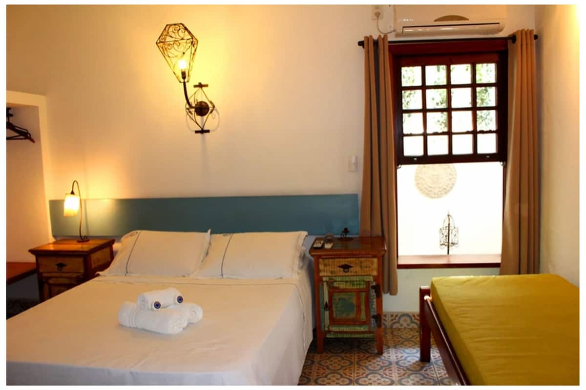 Suite Studio Colonial | 1 quarto, frigobar, cortinas blackout, ferros/tábuas de passar roupa