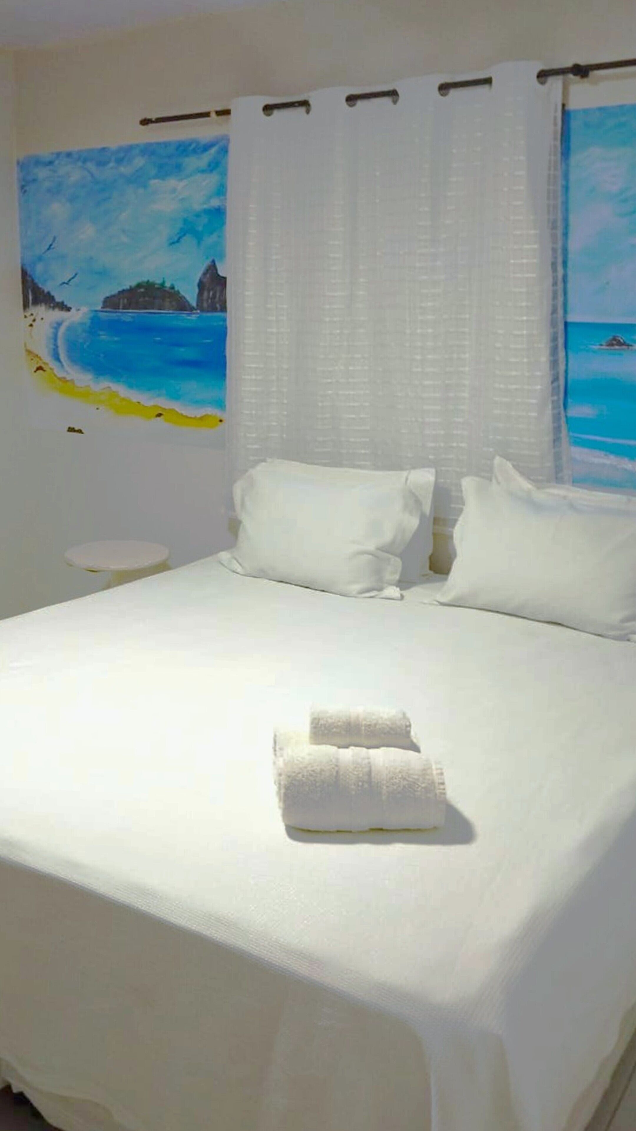 Quarto triplo standard | Frigobar, roupa de cama