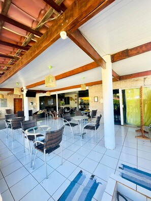 Terrace/patio - Pousada Sao Silmares (Fernando de Noronha)