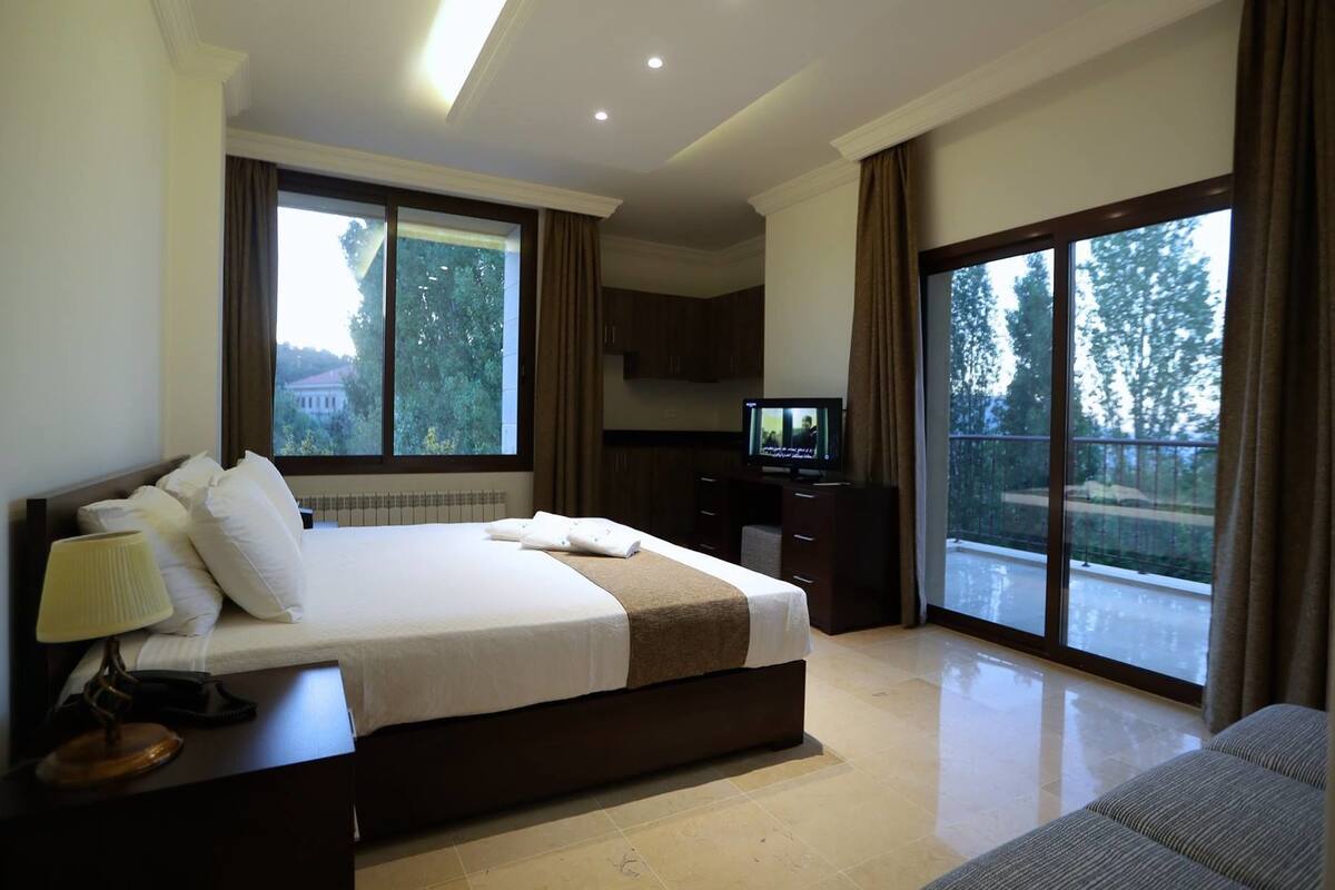 1 bedroom, minibar, in-room safe, desk