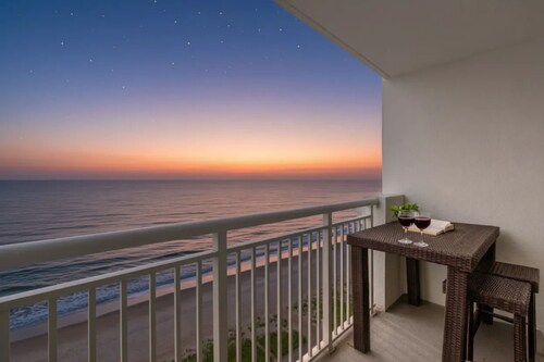 Camelot by the Sea by Elliott Beach Rentals