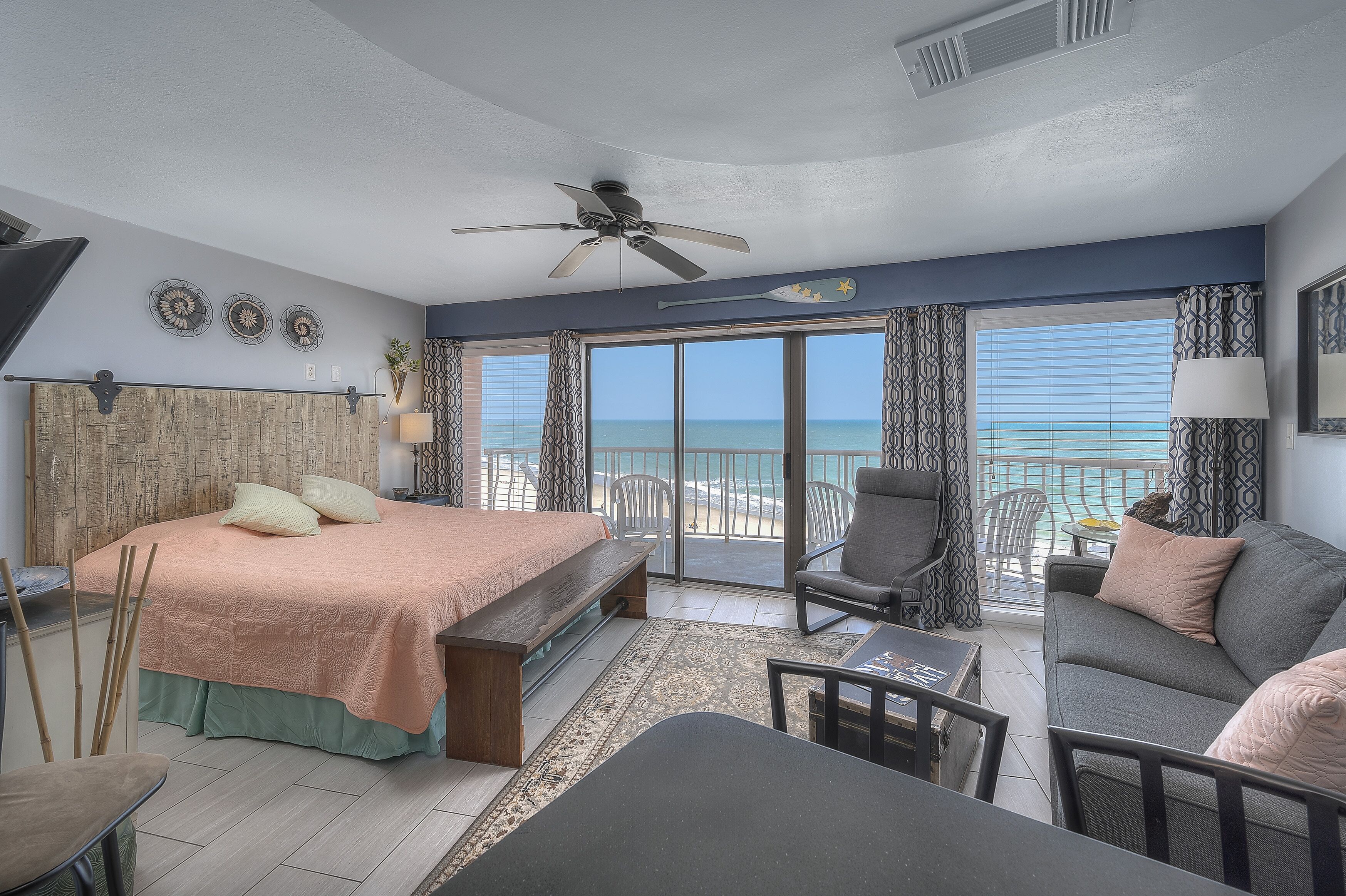 Deluxe-Studio, 1 Schlafzimmer, Balkon, Meerseite (604) | Kostenloses WLAN, Bettwäsche