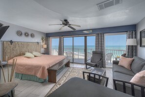 Deluxe Studio, 1 Bedroom, Balcony, Oceanfront (604) | 1 bedroom, free WiFi, bed sheets