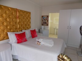 Desk, iron/ironing board, free WiFi, bed sheets