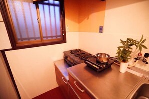 0B | Cocina privada | Refrigerador y microondas