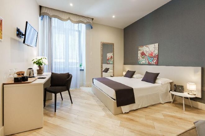 ملاءات إيطالية من طراز فريتي وأغطية فراش متميزة وألحفة محشوة بالريش