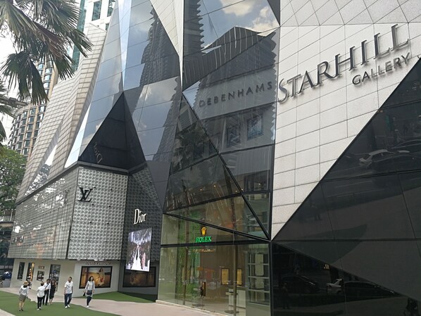 Exterior - Pavilion Fahrenheit 88 - AJ home (Kuala Lumpur)